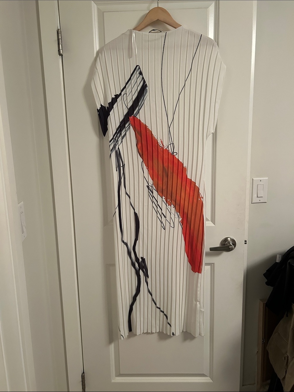 Zara White Maxi Dress with Red and Black Abstract Print